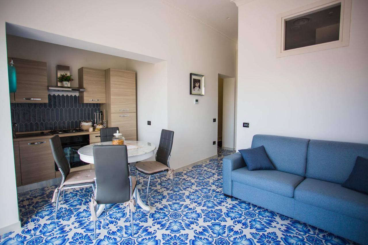Palazzo De Gregorio Apartment Pompei Sant'Antonio Abate Bagian luar foto